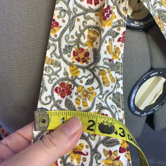 Retro Look Hostess Apron, Westminster Linen Brand, Cute Print Pockets, One Size - Picture 9 of 10